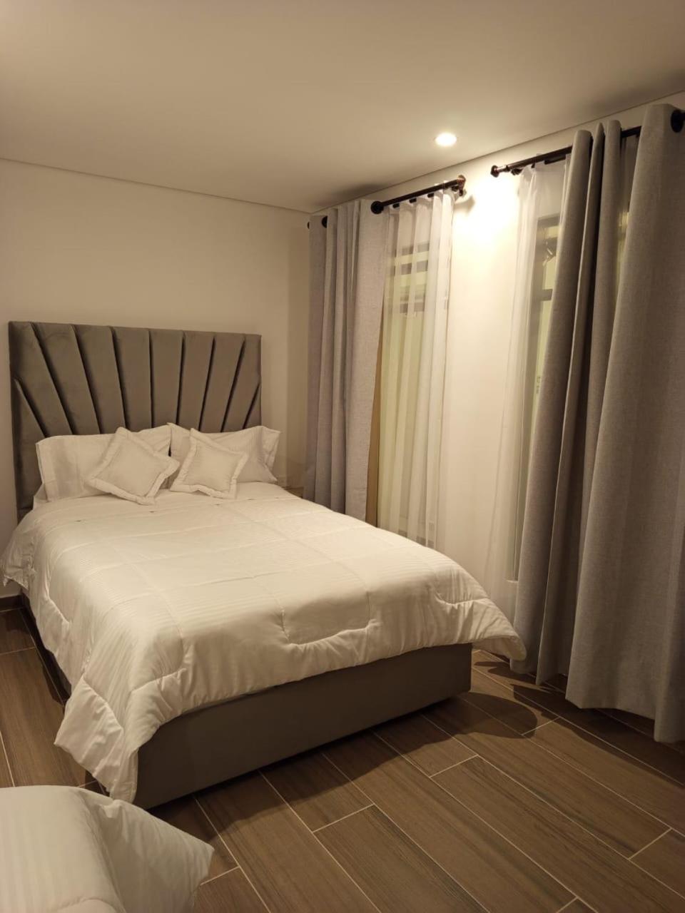 Hotel Saron Богота Екстер'єр фото